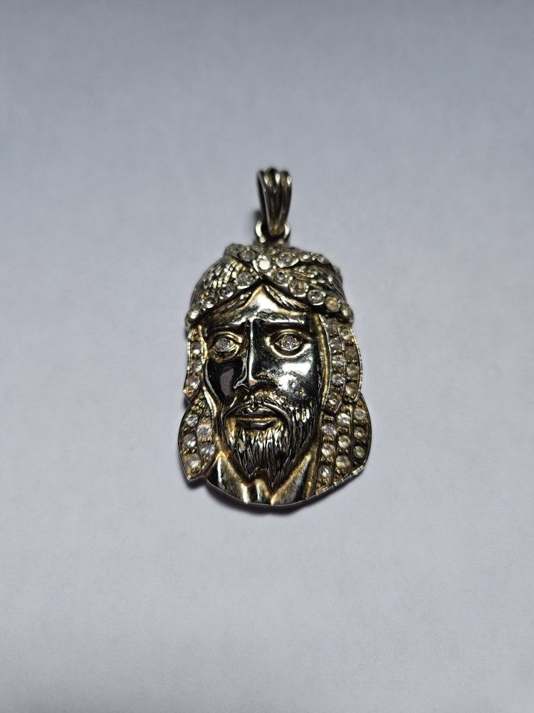 Religious Pendant 