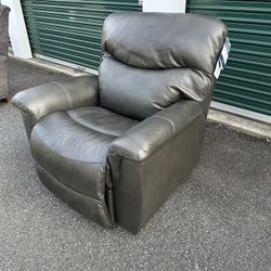 BRAND NEW Lazy Boy Electric Recliner - FREE DELIVERY 