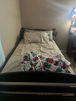 Twin bed with mattress
