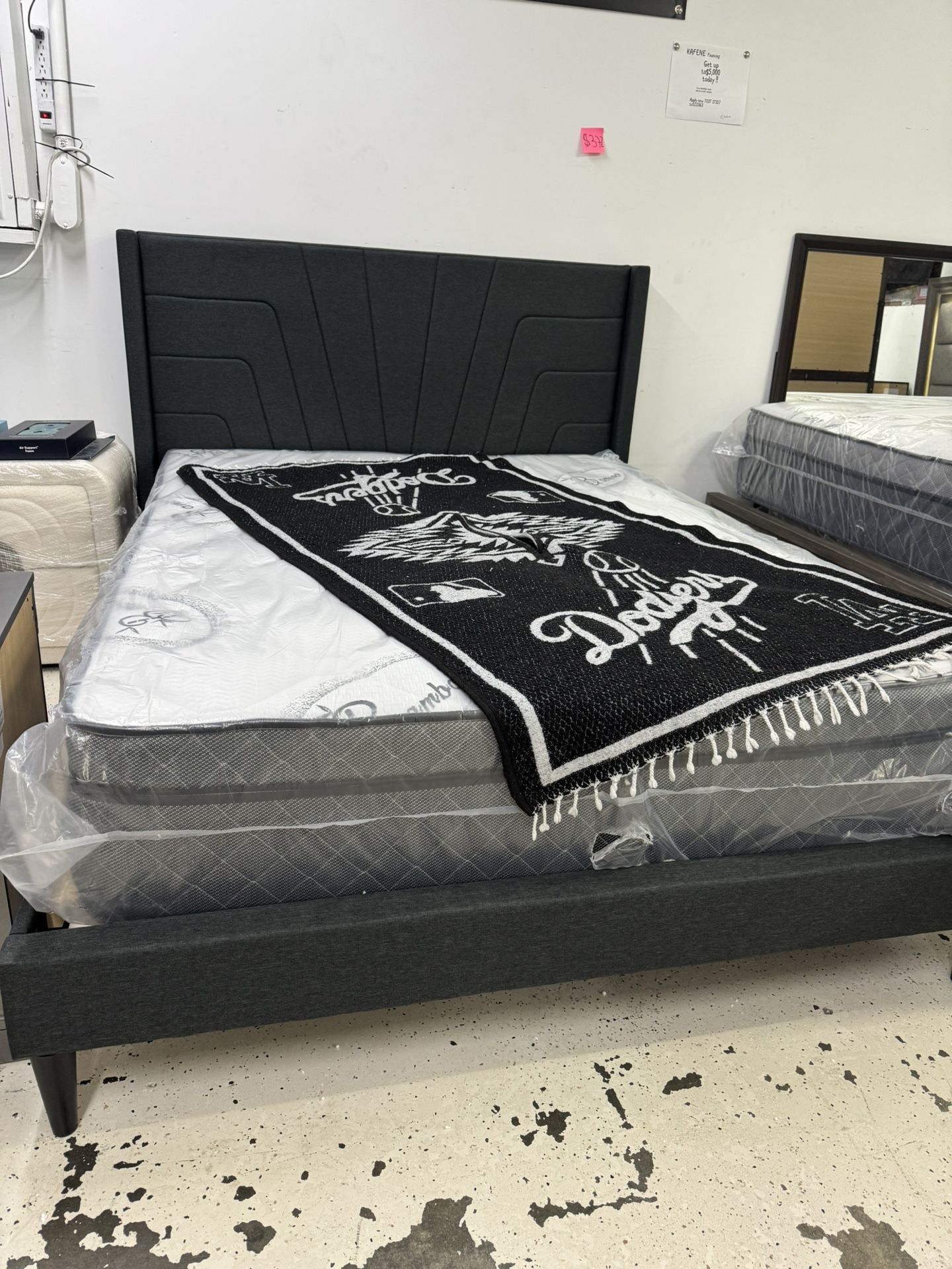 New Queen Bed & Mattress