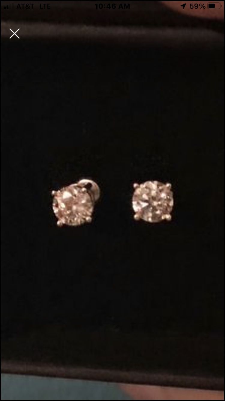 Moissanite diamond Earrings 