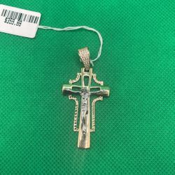 14KT Gold Cross Pendant 