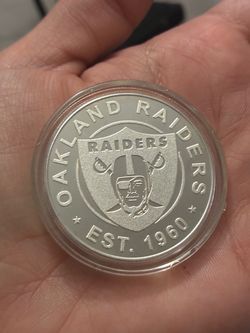 Oakland Raiders NFL 1 oz Silver Coin