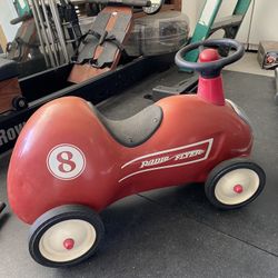 Radio Flyer Roadster #8 Ride On 
