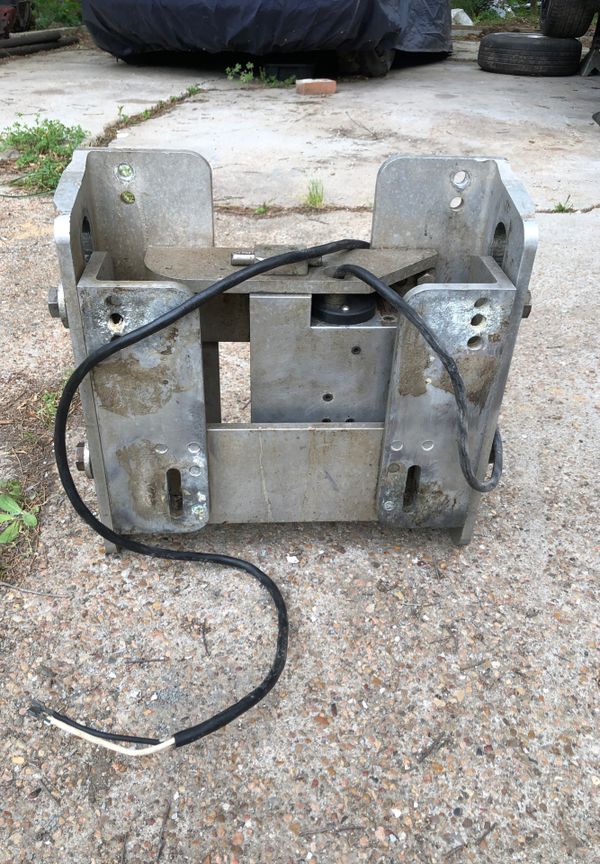 Boat Motor Hydraulic Lift for Sale in Baytown, TX OfferUp