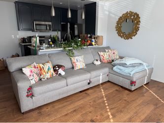 Ashlor Nuvella 3-Piece Gray Sectional Sofa - Refurbished