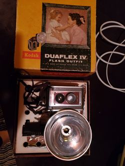 Kodak Duaflex 5 flash outfit camera