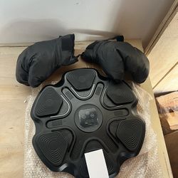 Boxing reflex machine