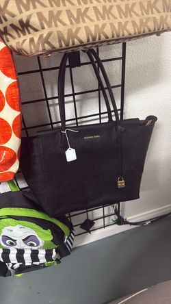 Michael kors black tote purse