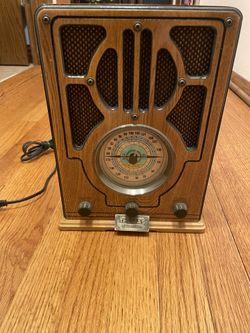 Vintage Thomas Radio W Cassette 