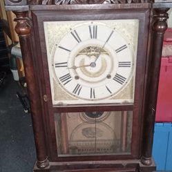 BIRGE, MALLORY & CO. BRISTOL CT 8 DAY CLOCK