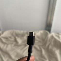 HP 45W laptop charger (19.5V 2.31A)