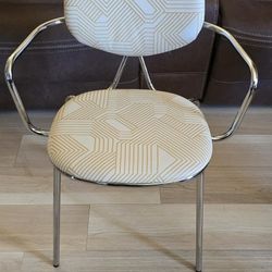 Studio TK Sante Series Stackable Guest Chairs