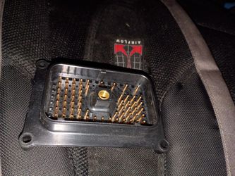 Cat C7 70 Pin Ecm Connectors Only Not The Whole Ecm 