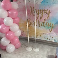 2 Balloon Stands