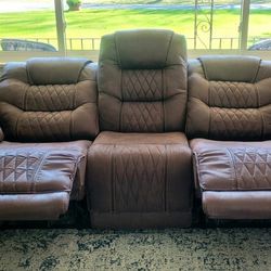 Power Reclining Leather Sofa
