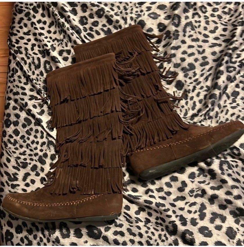 Fringed Boots 