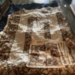 Table Cloth With Matching Napkins