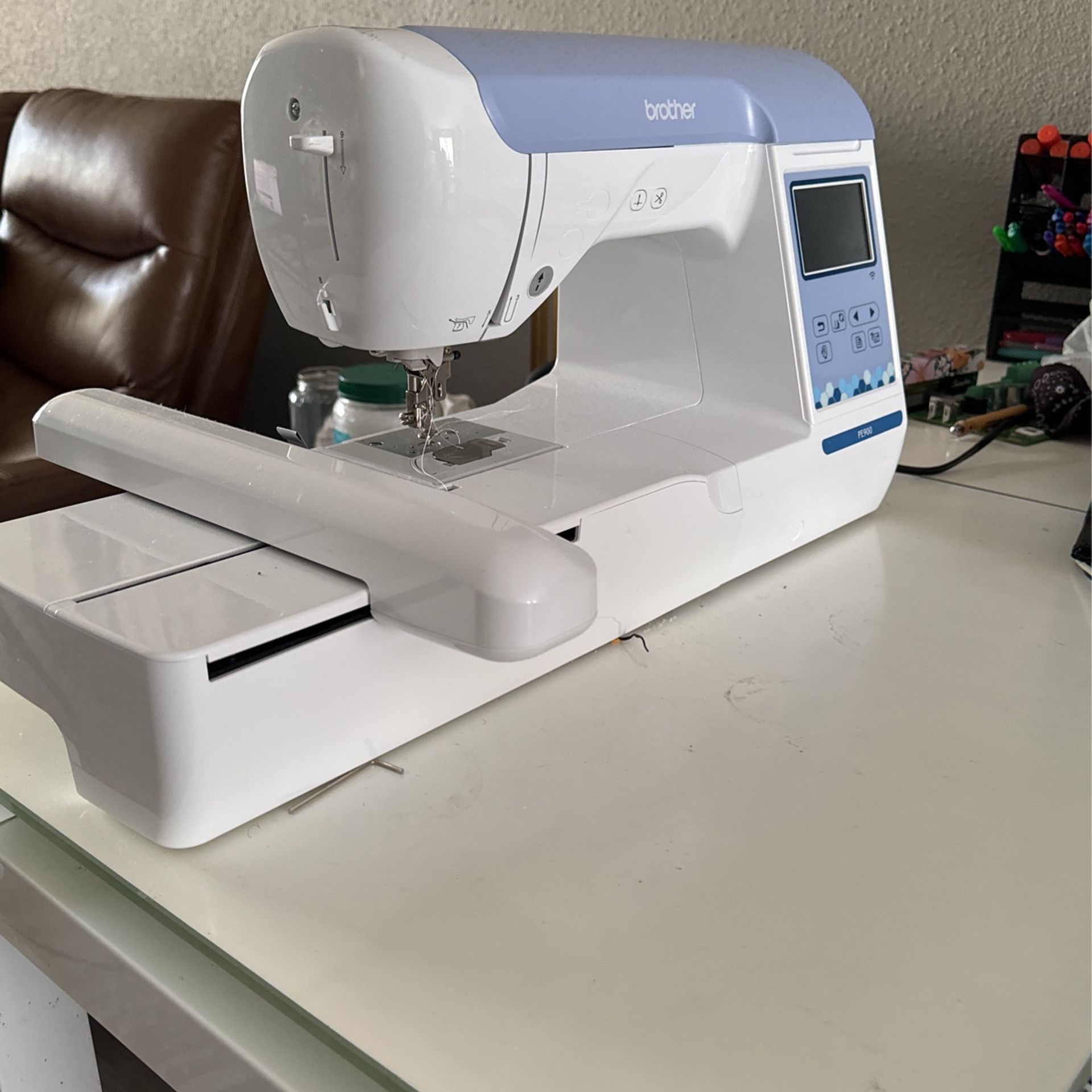 Brother PE900 Embroidery Machine with WLAN