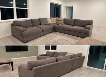 Cindy Crawford Home Gray Sectional