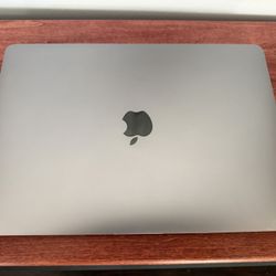 MacBook Pro 13” (2018, Touch Bar) – 8GB/512GB – Fully Working – No Charger