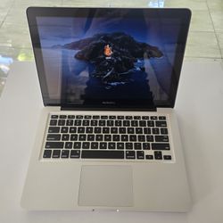 Apple Macbook Pro - Like New 