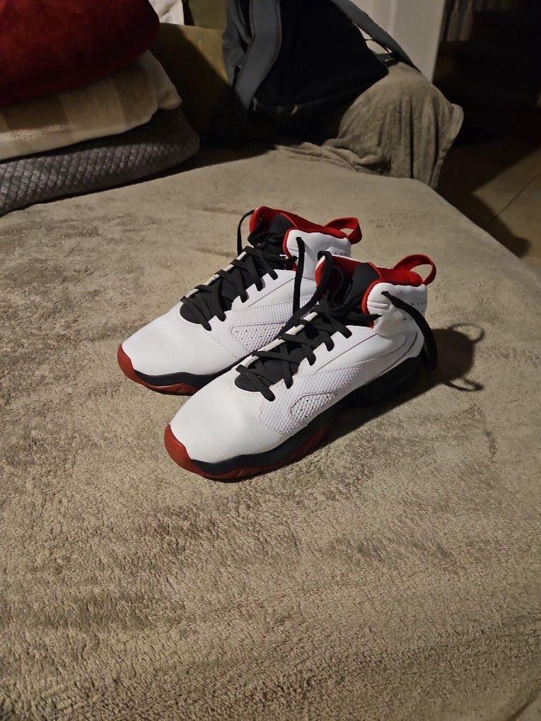 Jordans White and red slightly used