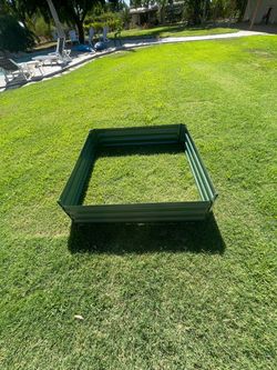 $30 New Galvanized Raised Garden Beds 4x4x1. Regularly $73