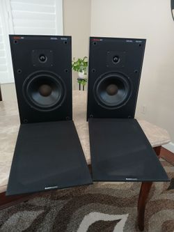Boston acoustics A60 speakers.