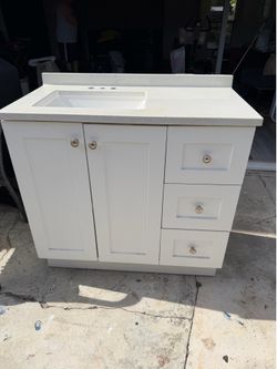 Kitchen Cabinet