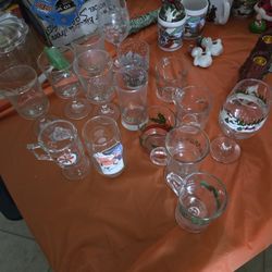 15 Assorted Christmas Glasses And Mugs