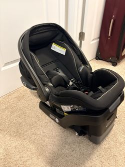 Graco SnugRide Car Seat