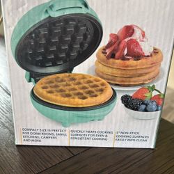 Mini Waffle Maker 