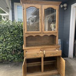 China Cabinet Hutch 