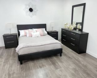 Brand New Queen Bedroom Set / 🆕 - Same Day Delivery  🚚 