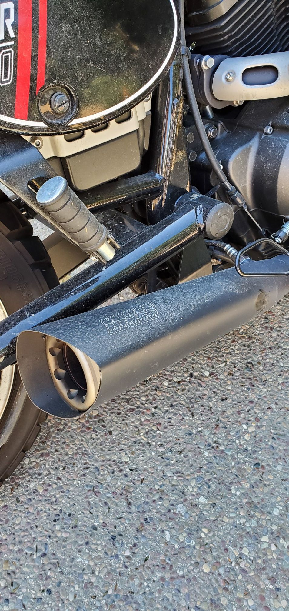 Vance and Hines compseries exhaust for yamaha moto