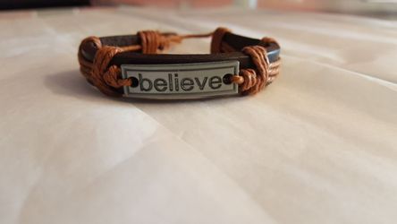 "Believe" leather bracelet