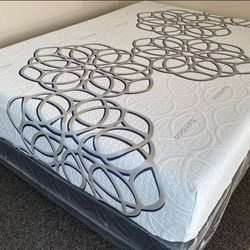 Queen Sky Comfort Bamboo Cool Memoryfoam Matresandboxspring!!!!