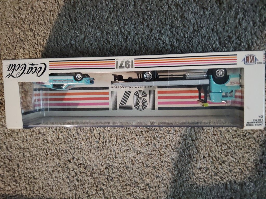 Lot 1971 Collectables