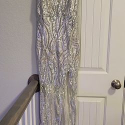 Dresses 👗  $10 Each