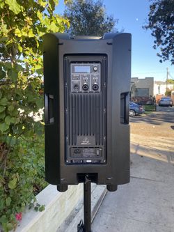 BEHRINGER BT SPEAKER 