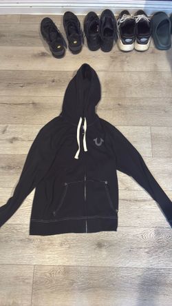 True religion sweater