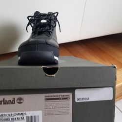 New timberland boots size 10 with box