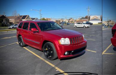 Jeep Grand Cherokee SRT8 Red SUV