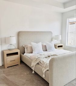 Queen bed