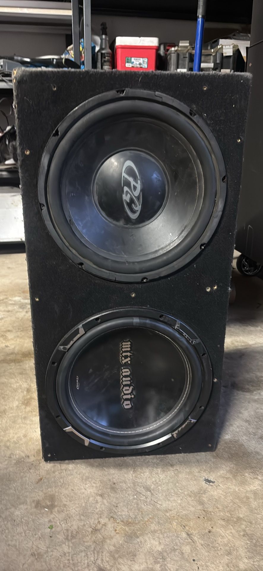 2 12 Inch Subwoofers With Box 