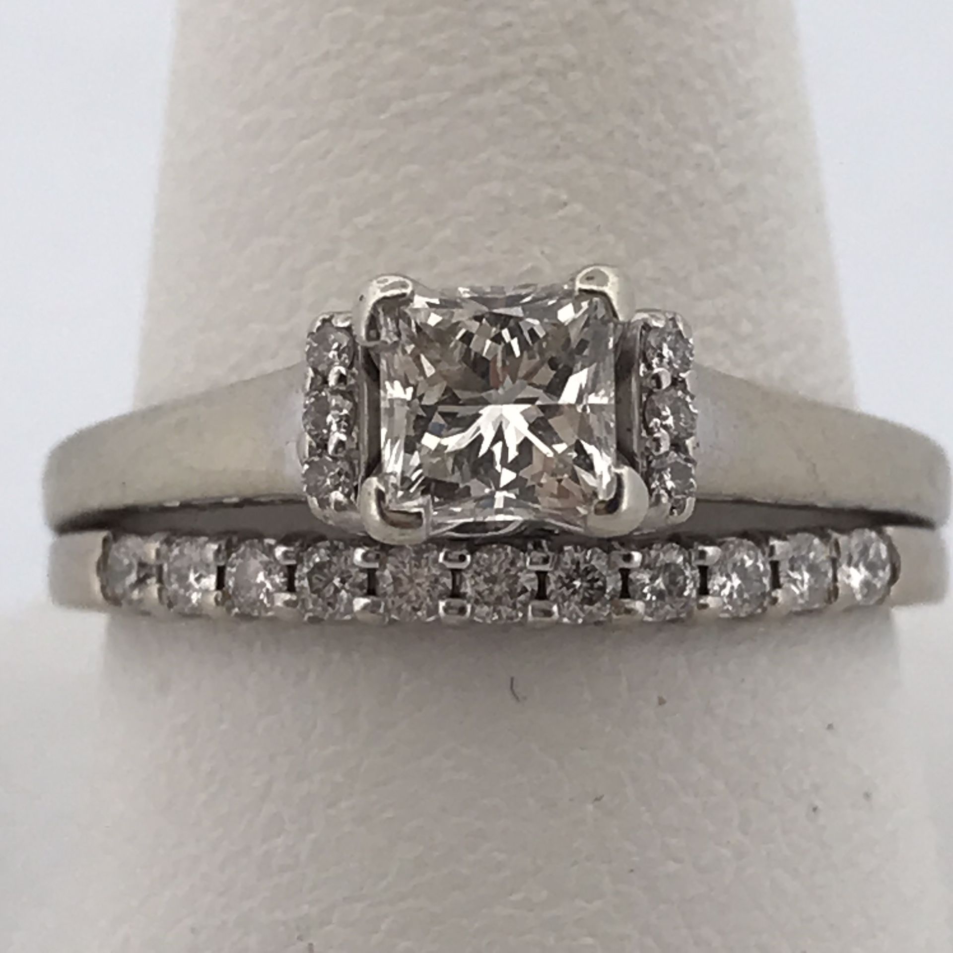14k White Gold 0.91ct Diamond ring sets size 7.75