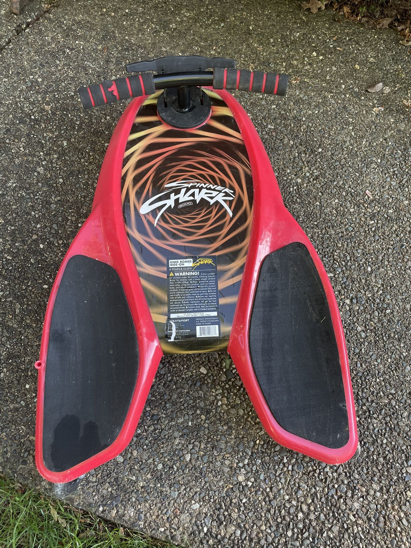 Spinner Shark Drifting Kneeboard Caster Board
