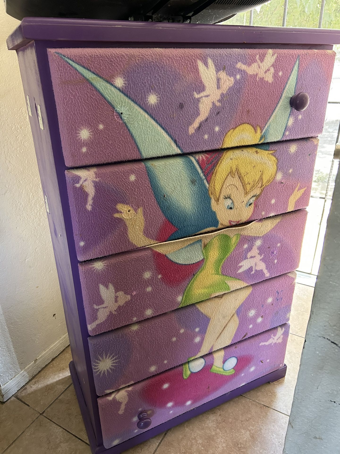 Dresser