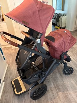 Uppababy Vista V2